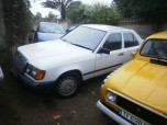 Mercedes-Benz 230-carroceria 124
